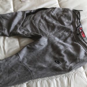 Nike tech sweatpants